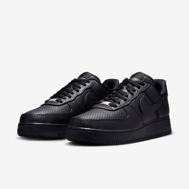 Nike Air Force shops 1 Shoes in Black