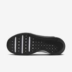 W-NIKE-MC-TRAINER-3