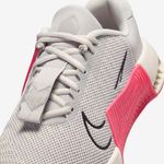 W-NIKE-METCON-9