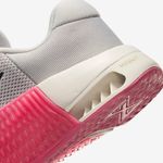 W-NIKE-METCON-9