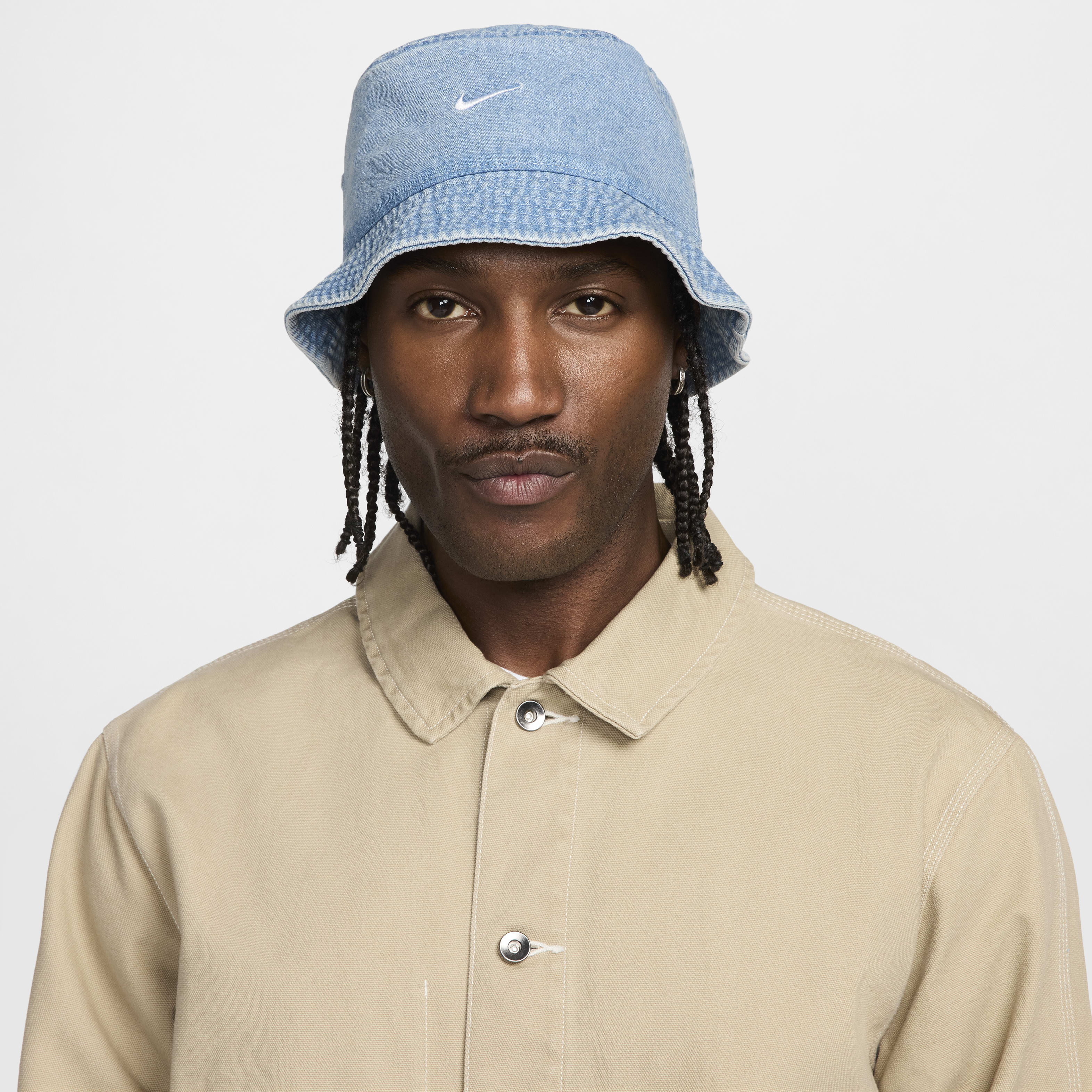 Nike - Nike Apex Gorro tipo pescador de denim | Ofertitas