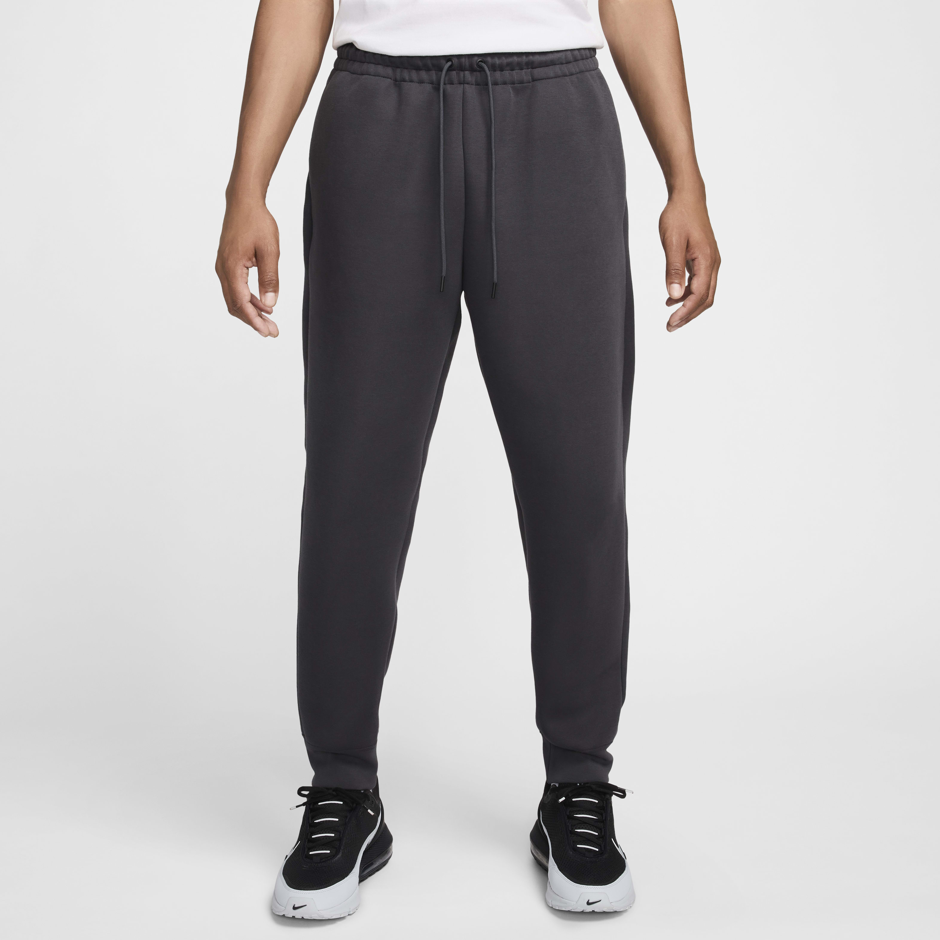 Nike Tech online Jogger Special Edition