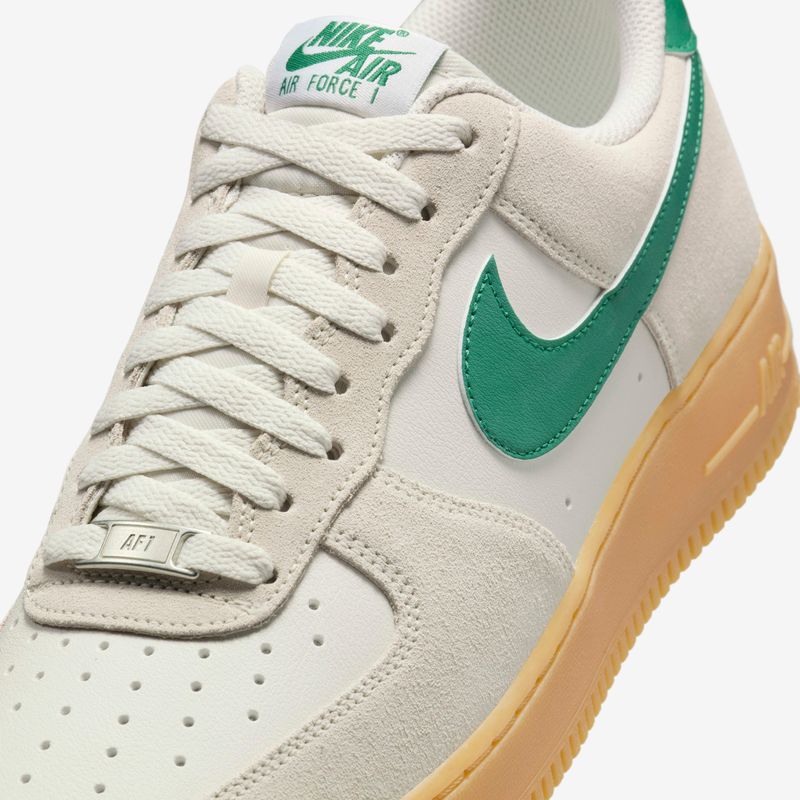 Nike Air Force top 1