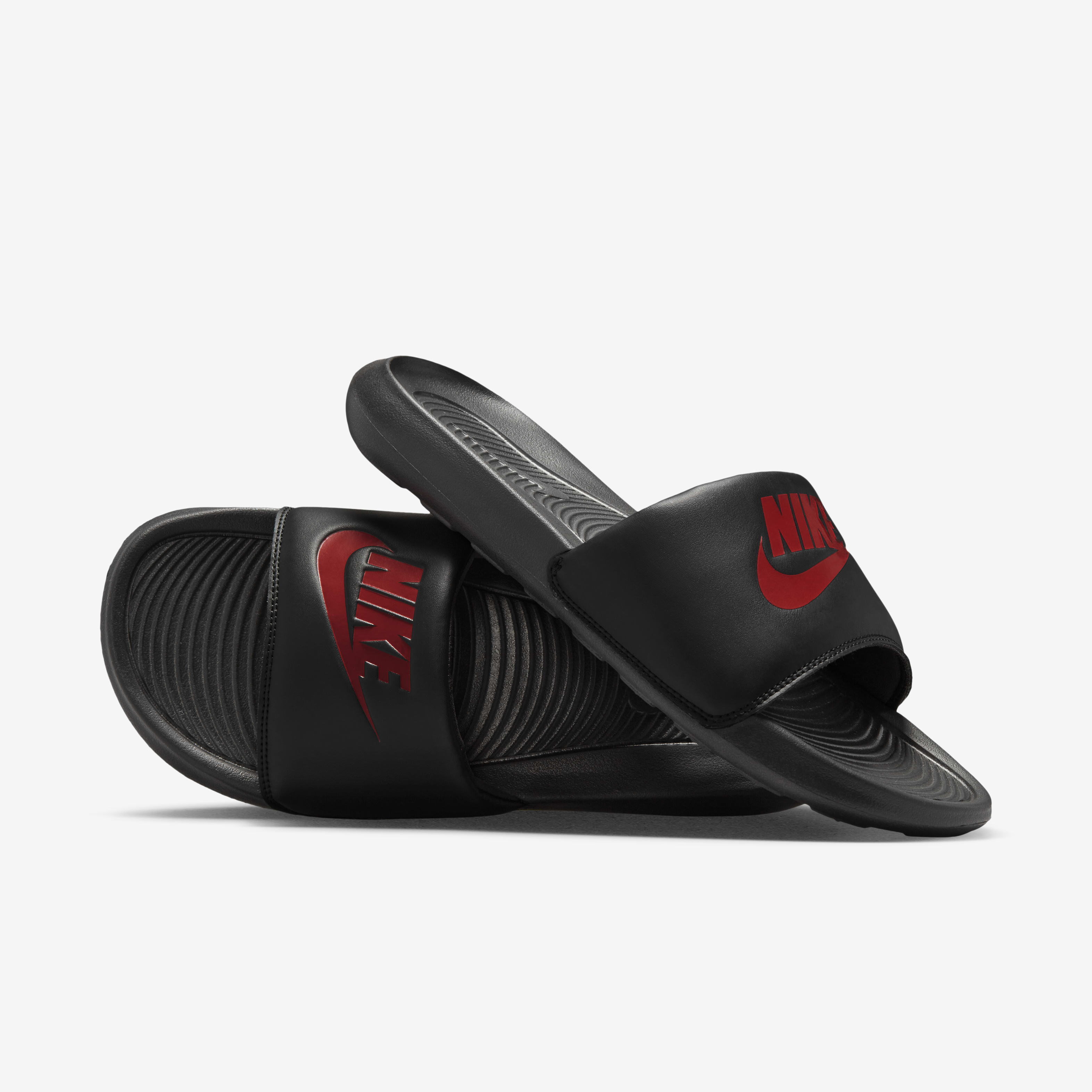 Nike Victori One