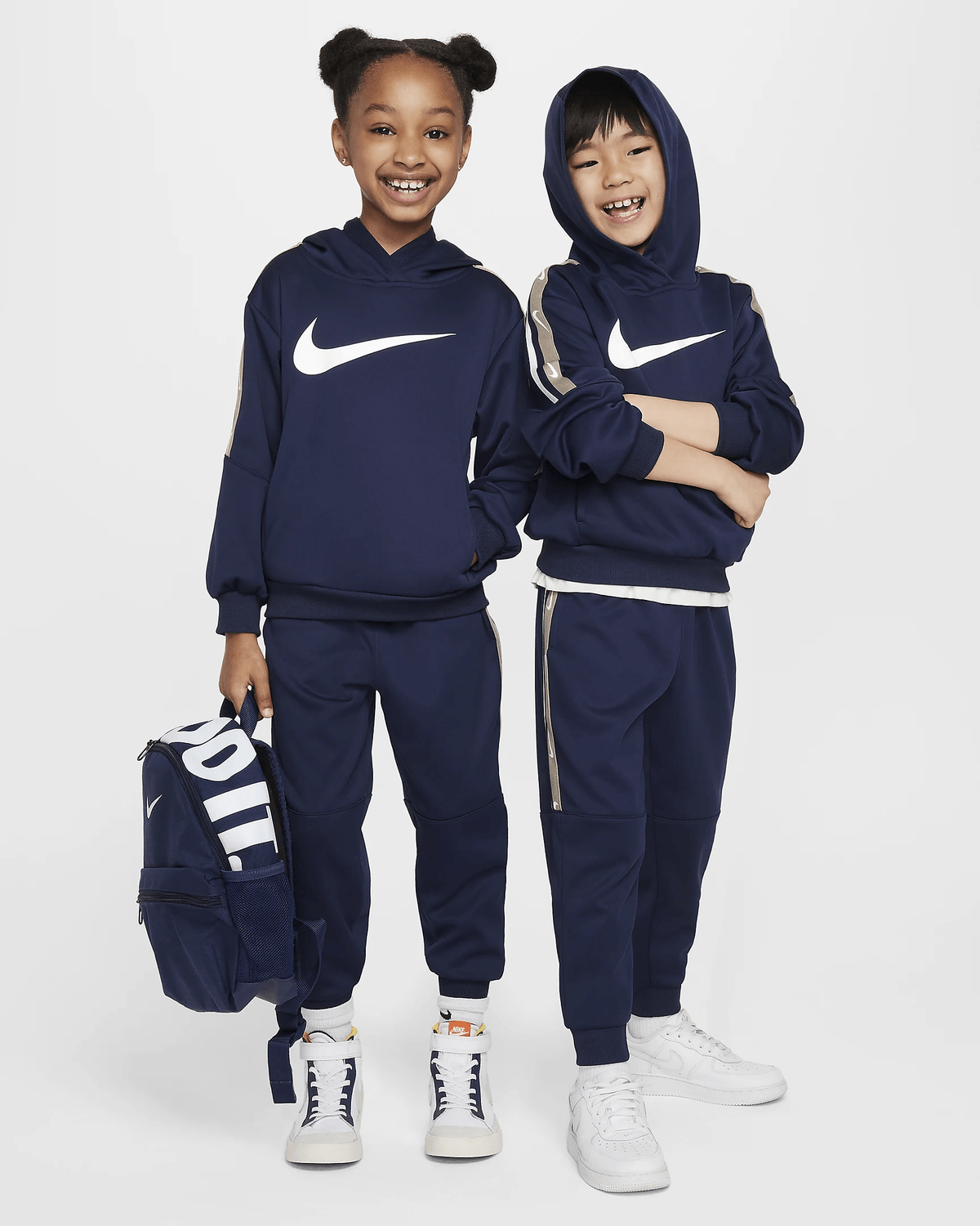 Buzos deportivos para niños nike online