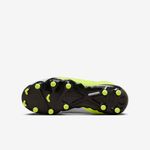 Nike-Jr.-Phantom-Luna-2-Academy