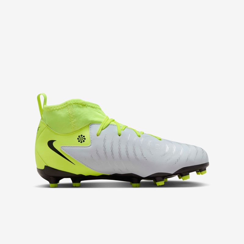 Nike-Jr.-Phantom-Luna-2-Academy
