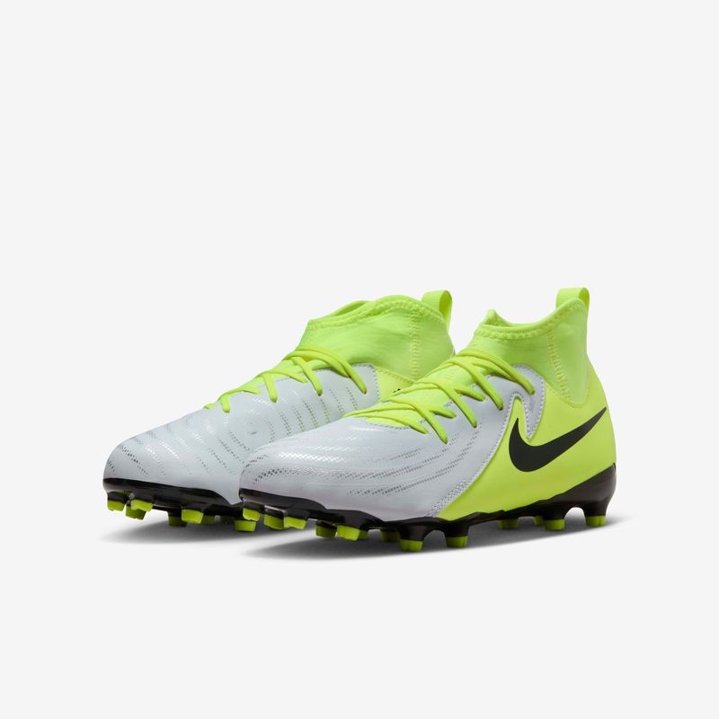 Nike-Jr.-Phantom-Luna-2-Academy