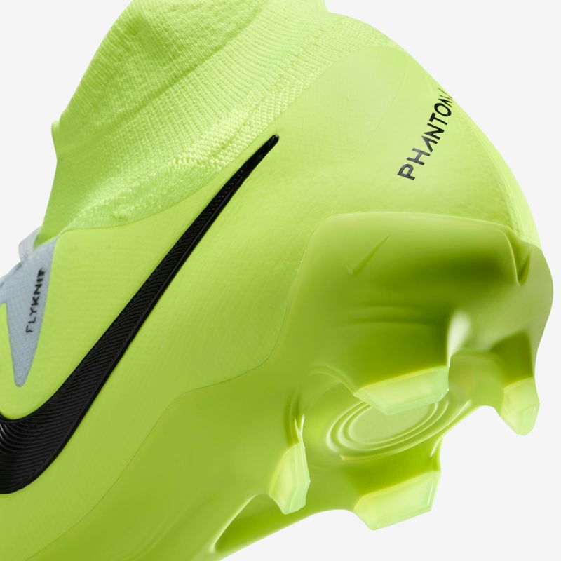 Nike-Phantom-Luna-2-Pro