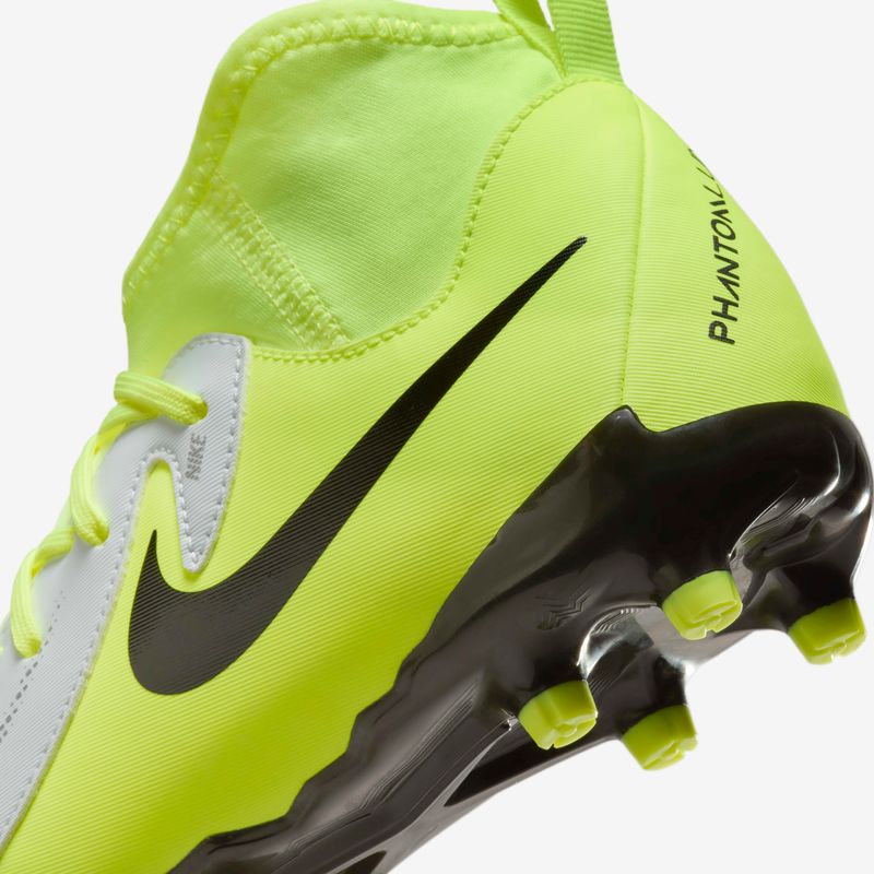 Nike-Jr.-Phantom-Luna-2-Academy