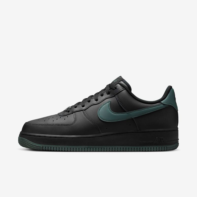 Nike Air Force 1 '07