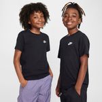 Nike-Sportswear