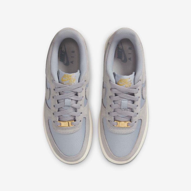 Nike-Air-Force-1-LV8