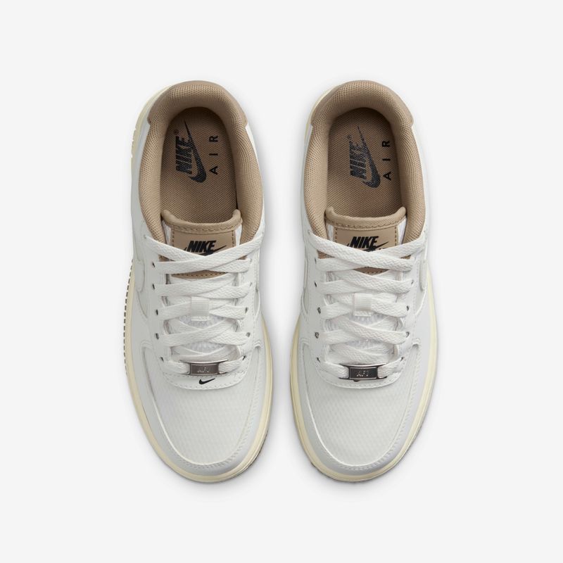 Nike-Air-Force-1-LV8
