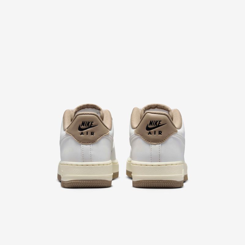 Nike-Air-Force-1-LV8