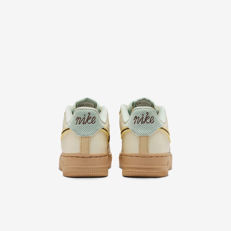 Nike-Air-Force-1-LV8