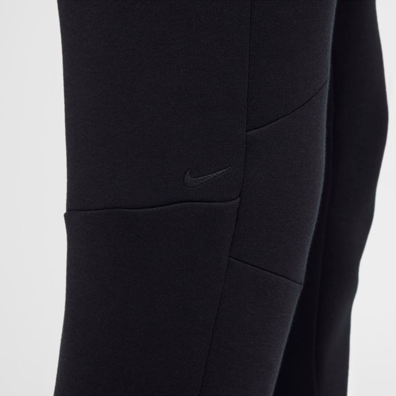 Nike-Tech