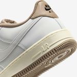 Nike-Air-Force-1-LV8