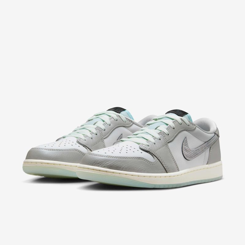 Air-Jordan-1-Retro-Low--LNY-