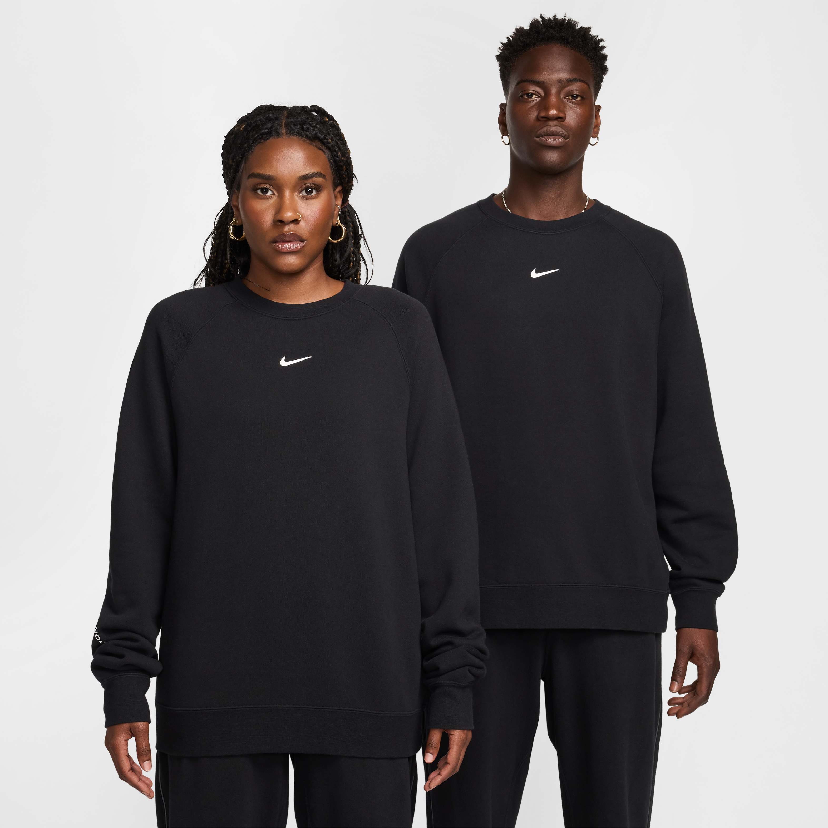 Nike - NOCTA Polerón de cuello redondo de tejido Fleece unisex
