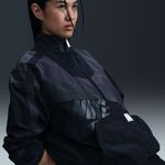 Nike-Sportswear