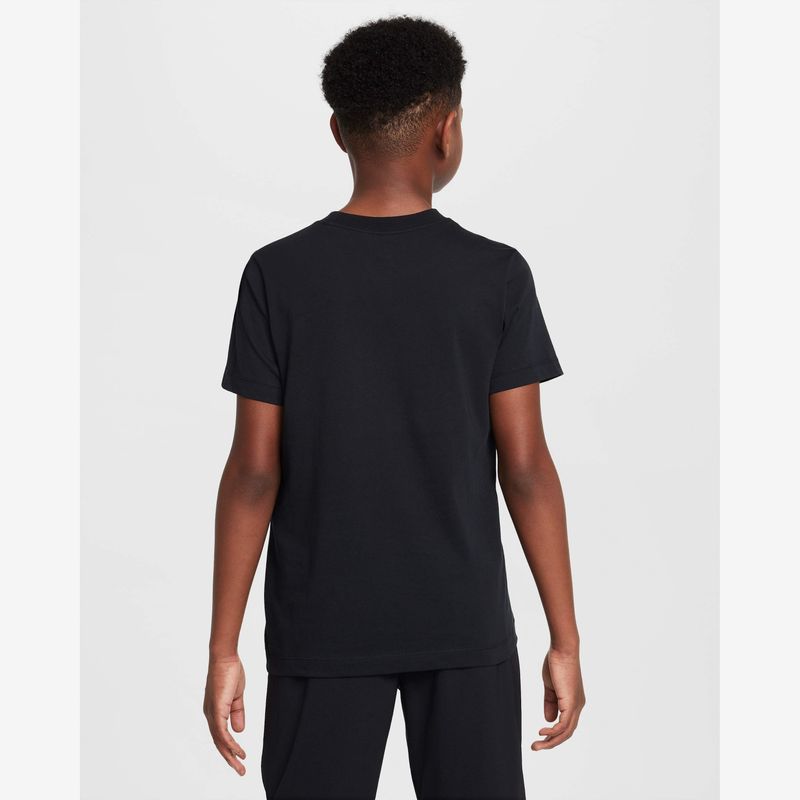 Nike-Sportswear
