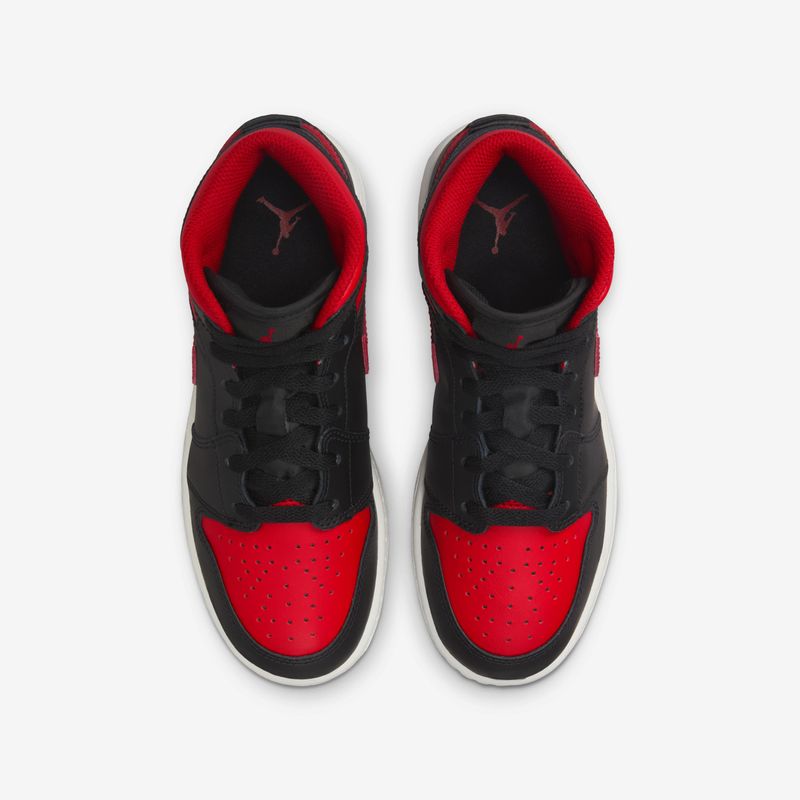 Air-Jordan-1-Mid