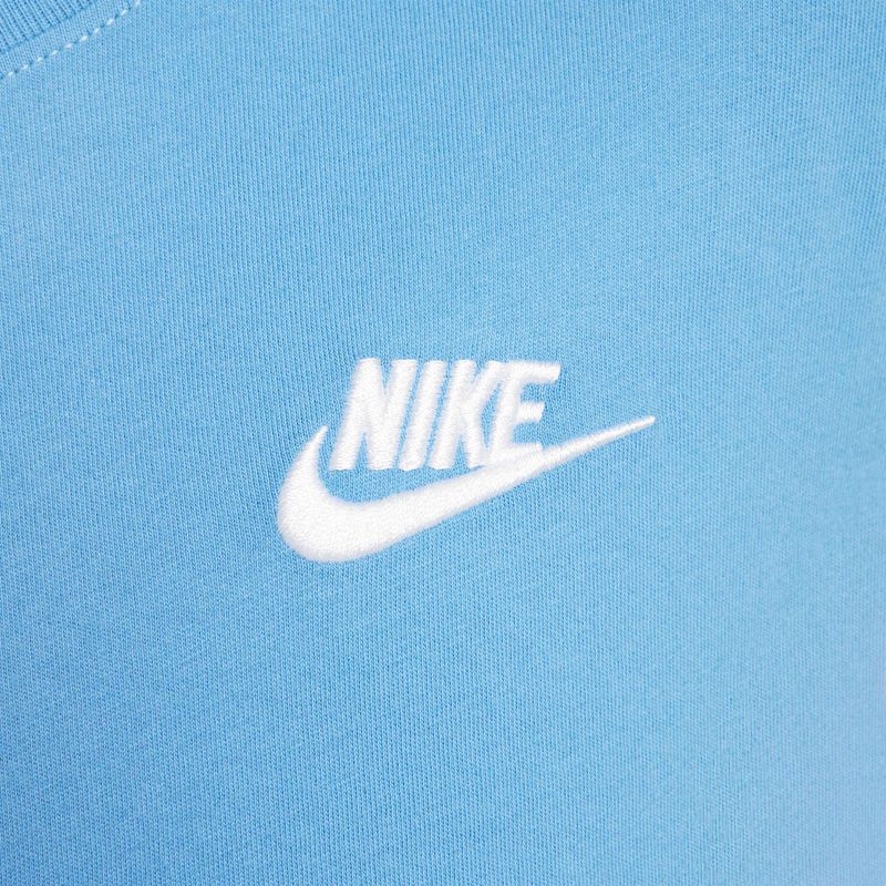 Nike-Sportswear