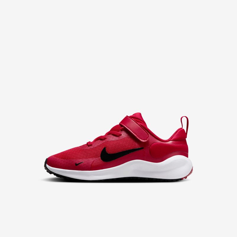 Nike Revolution 7