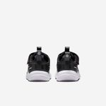 Nike-Cosmic-Runner
