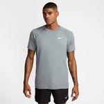 Nike-Essential-Short-Sleeve-Hydroguard