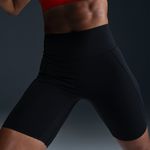Nike-Universa