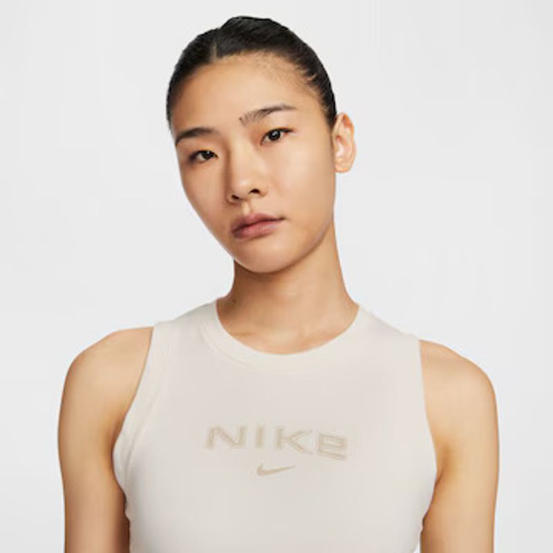 Nike-Sportswear