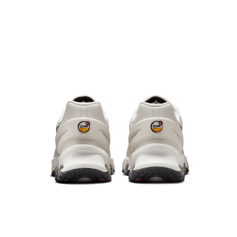 Nike-Air-Max-Dn8