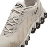 Nike-Air-Max-Dn8