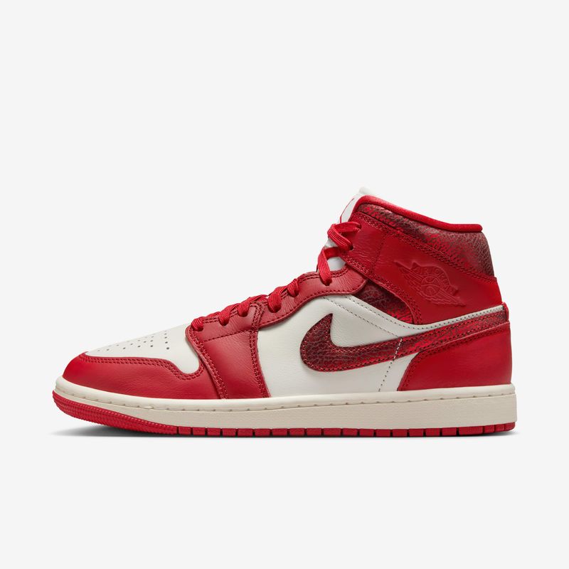 Air Jordan 1 Mid SE