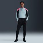 Nike-Strike