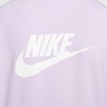 Nike-Sportswear