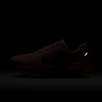 Nike-Vomero-18