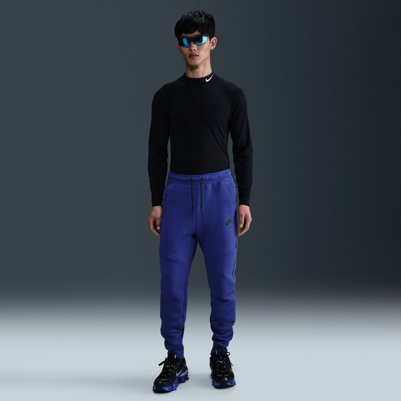 Nike Tech