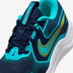 Nike-Cosmic-Runner