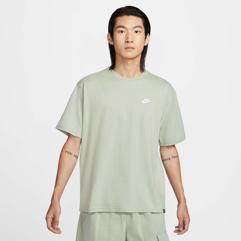 Nike Sportswear Club