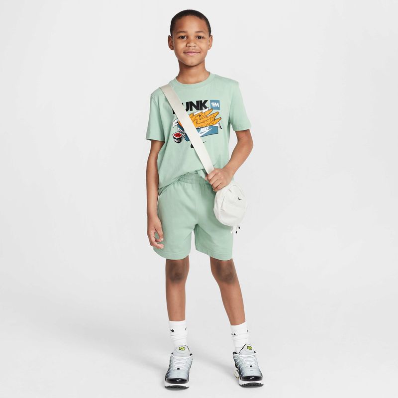 Nike-Sportswear