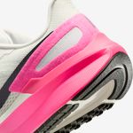 Nike-Structure-25-CM