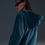 Nike-Sportswear-Phoenix-Fleece