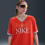 Nike-Sportswear