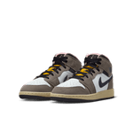 Air-Jordan-1-Mid-SE