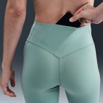Nike-Universa