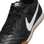Nike-Gato