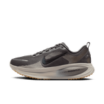 Nike-Vomero-18